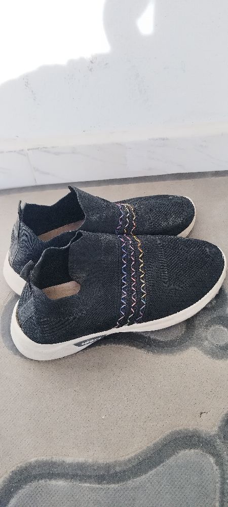 Espadrille pointure 40 en état satisfaisante 