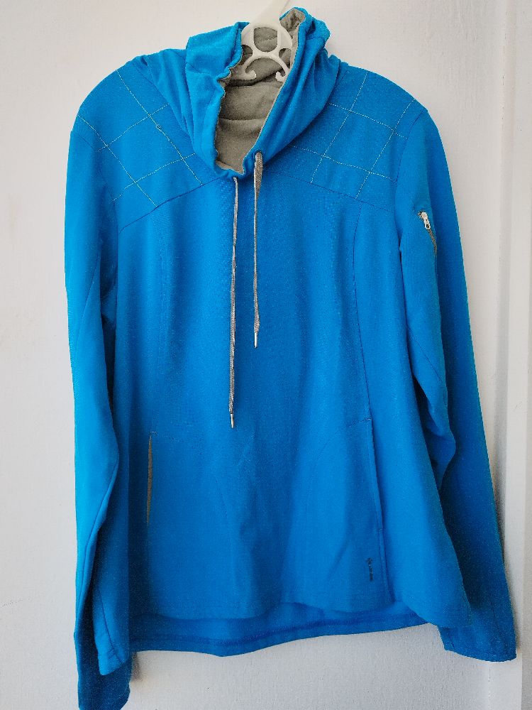 je vide : pull col montant 