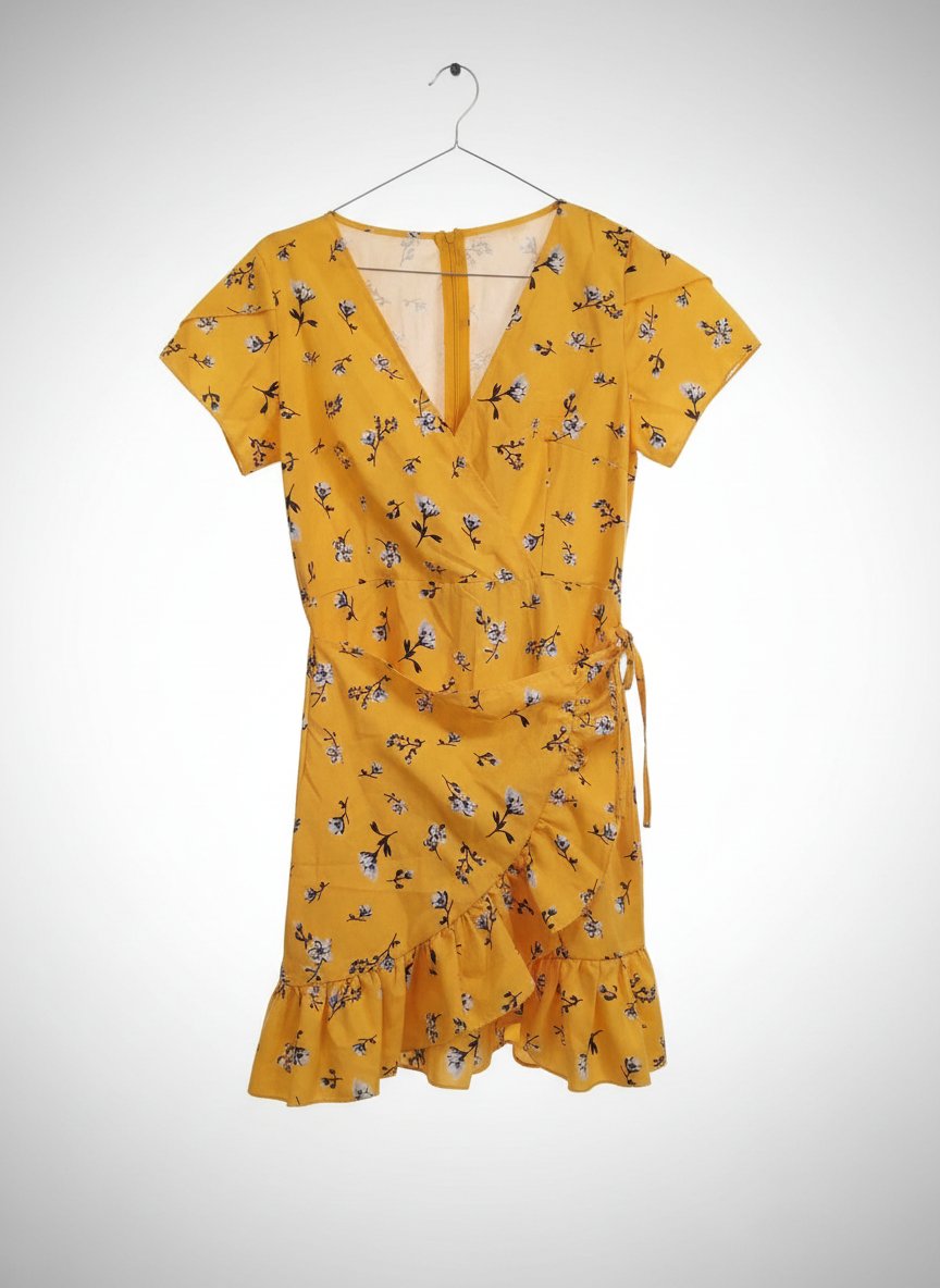 Robe 👗 jaune fleurie 💛🌼🌼🌻
