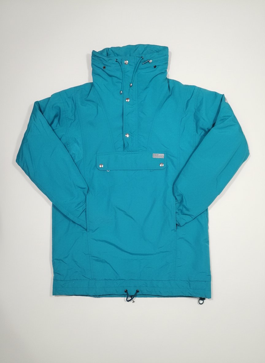 Veste imperméable idéal pour camping, randonnée ou toute activité en plein air