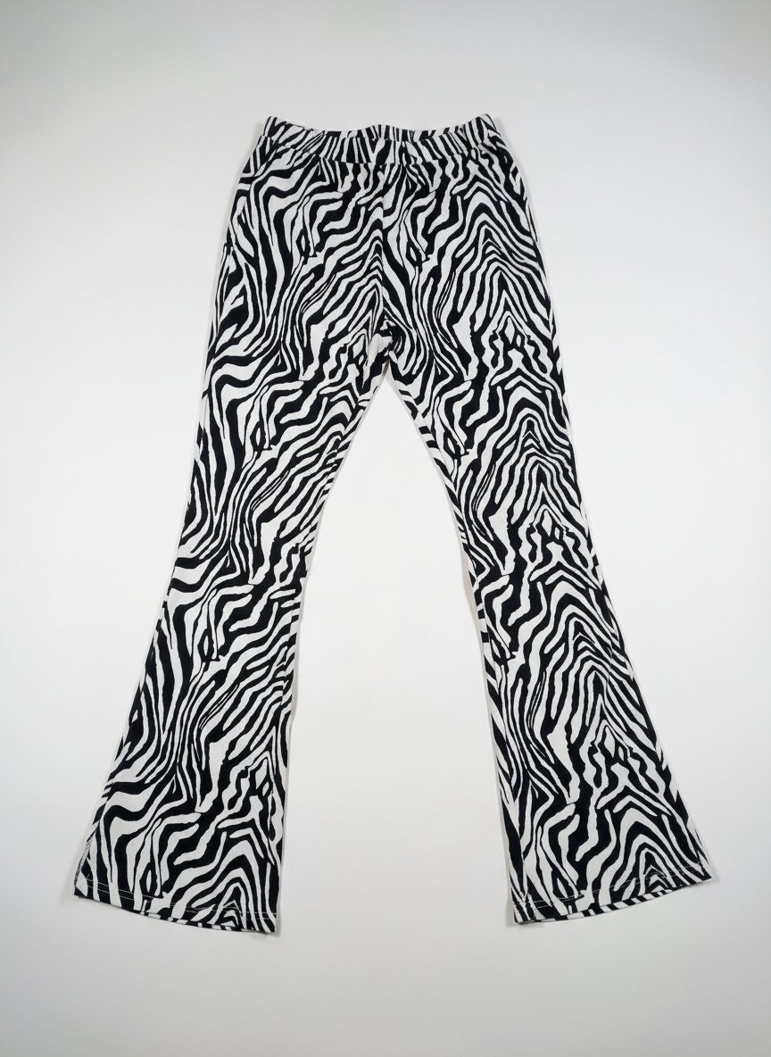 Un pantalon patte d'eph 