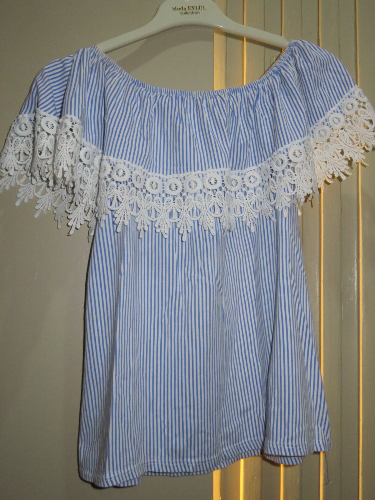 Pull d'été à rayures 