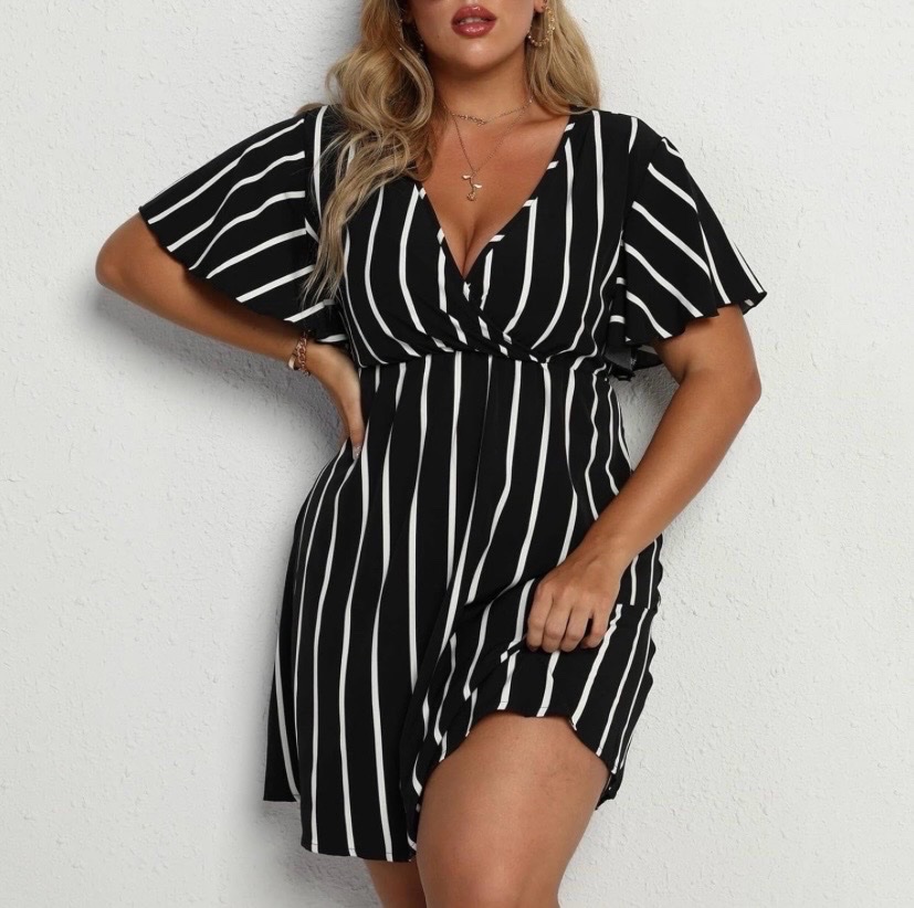 Robe noir de la marque Shein
