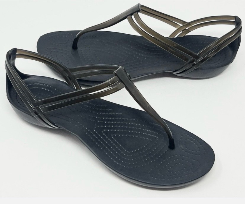 Sandale noir confortable de la marque Crocs Isabella T-Strap