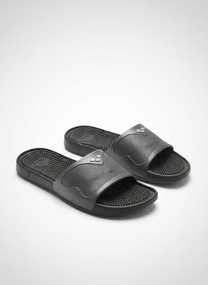 Claquette gris de la marque Arena Marco 