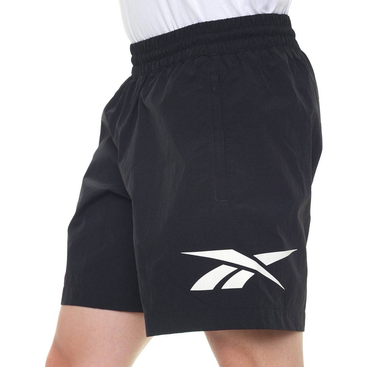 Short noir de la marque Reebok