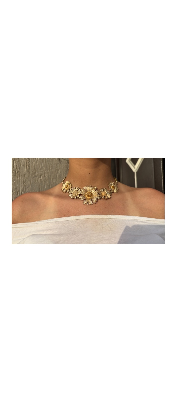 Collier gold tres tendace de chez stradivarus 