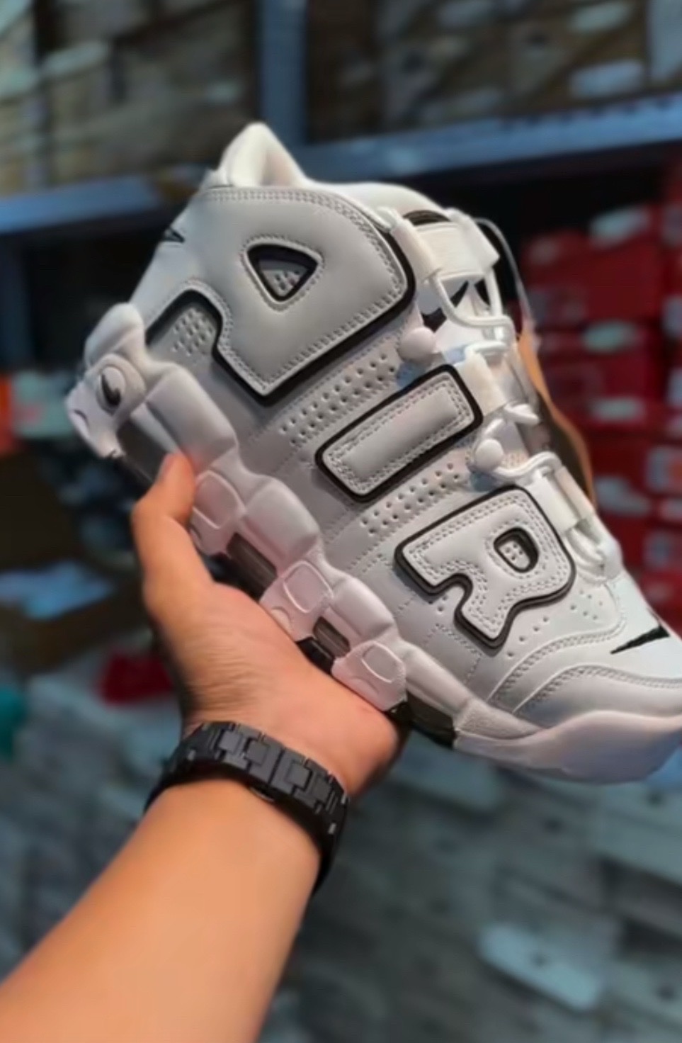 Nike air more uptempo gris 