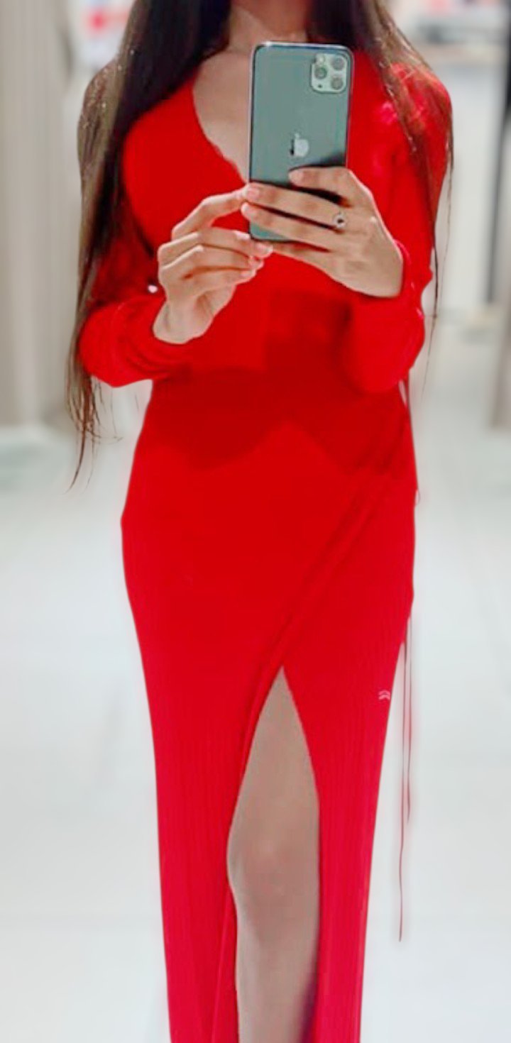 RobRobe rouge longue fendue chic élégantee rouge soirée 