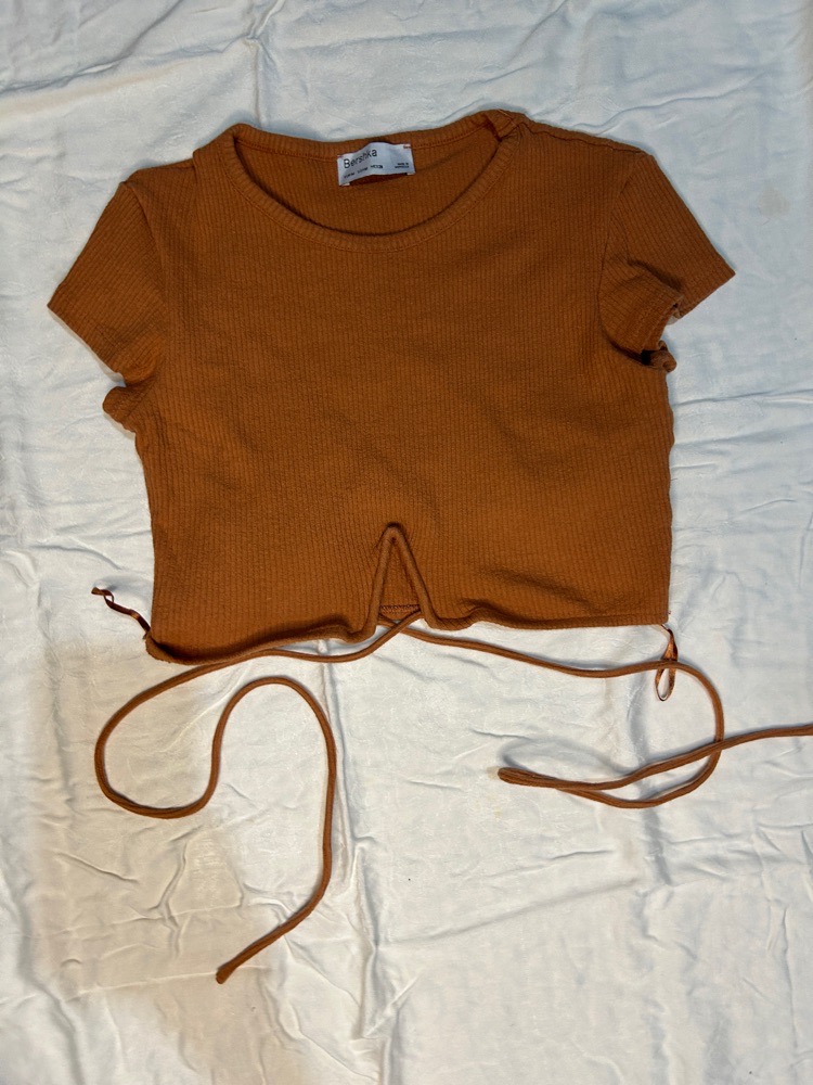 Top taille M Bershka 