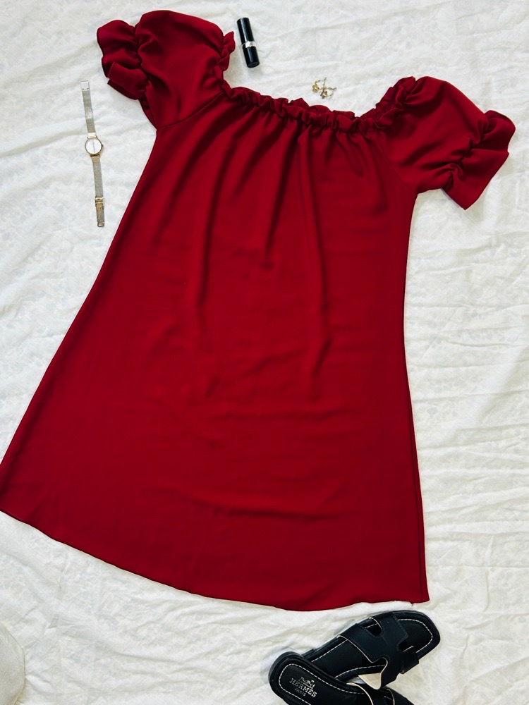 robe rouge taille M 