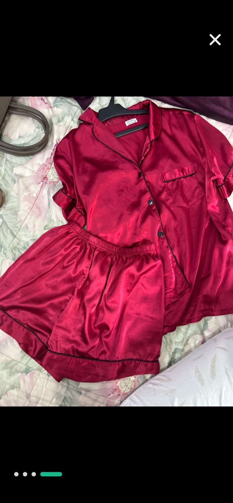 Pyjama rouge en satin taille M