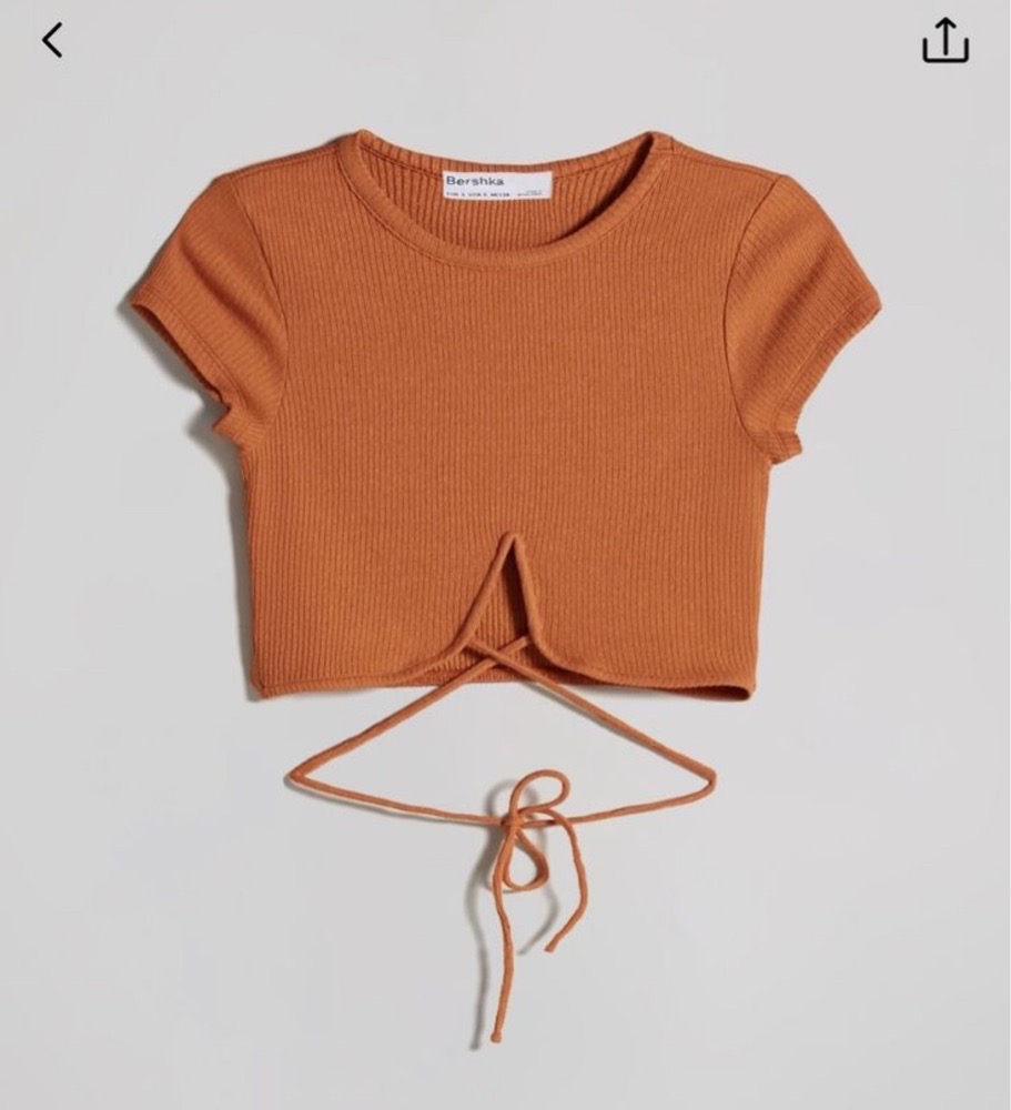Top bershka taille M