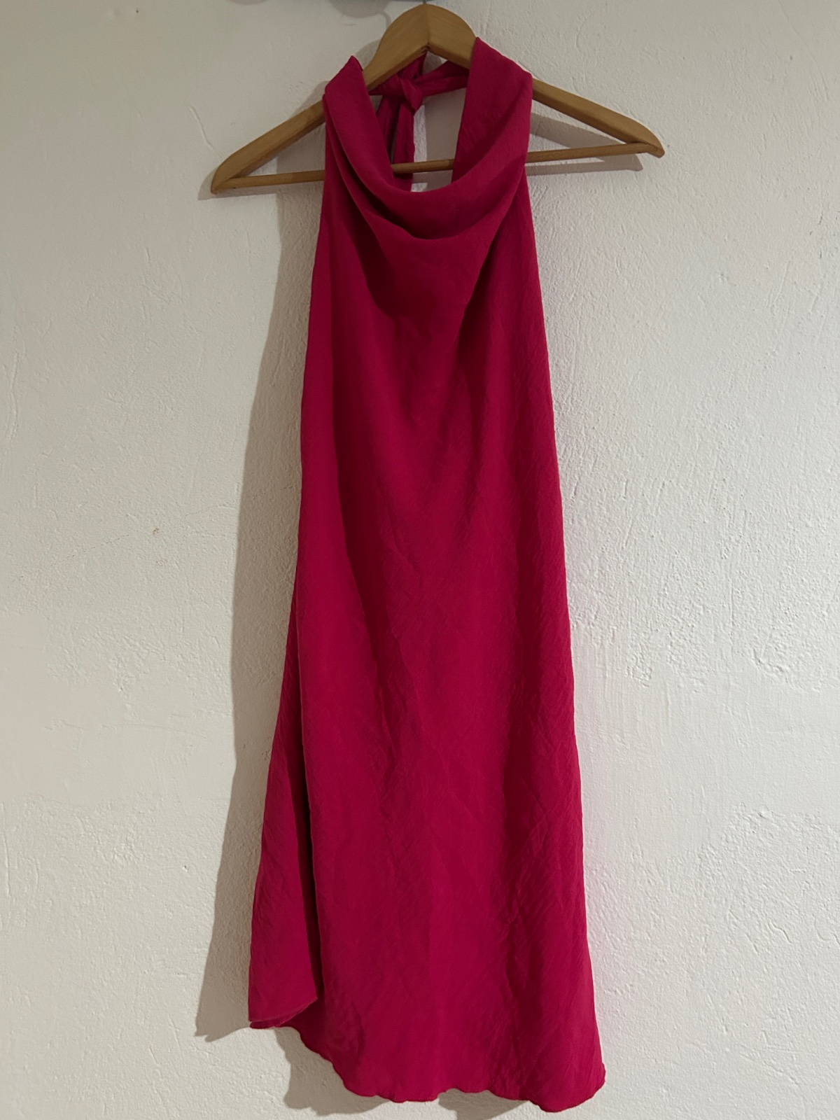 Robe rose taille L avec etiquette toktel toktel en plus fama code promo yousll lel 20% profitez 💕💕💕
