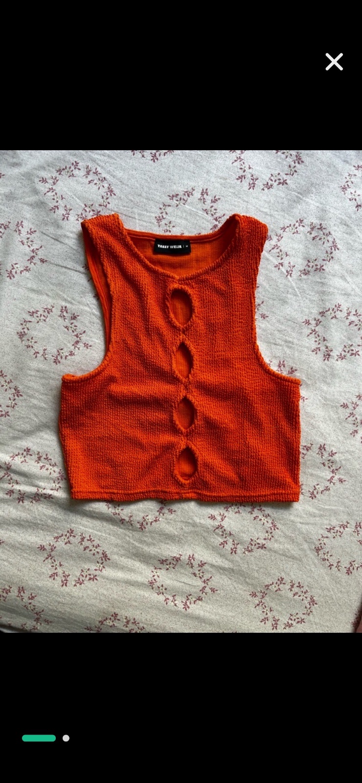 Crop top orangé taille M