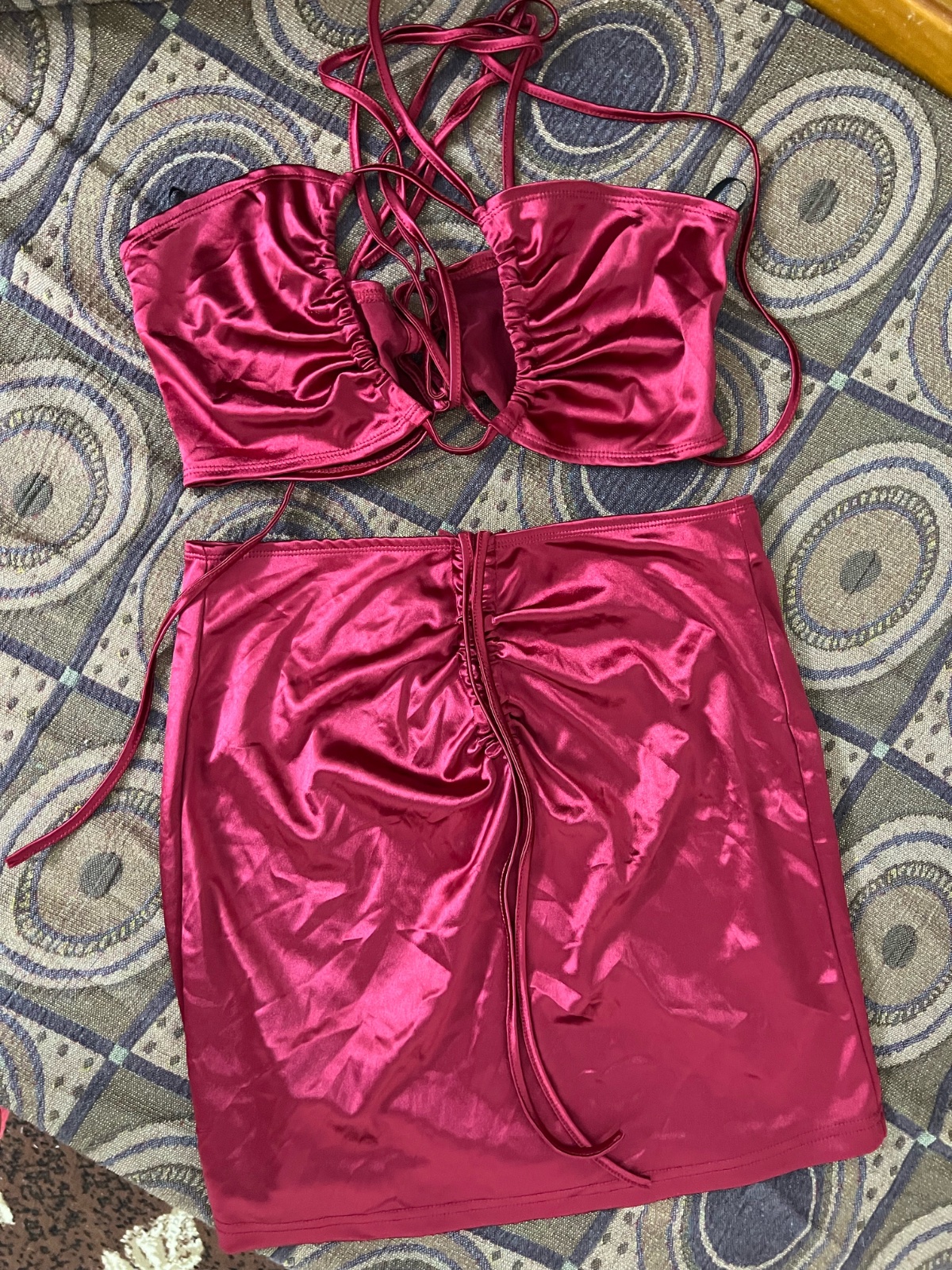 Ensemble rouge shein taille S jamais portée