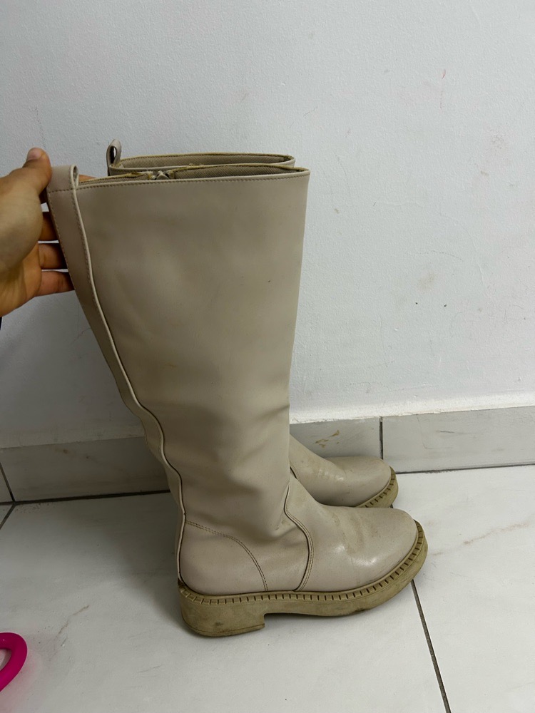 Bottes beige rosace oointure 39 