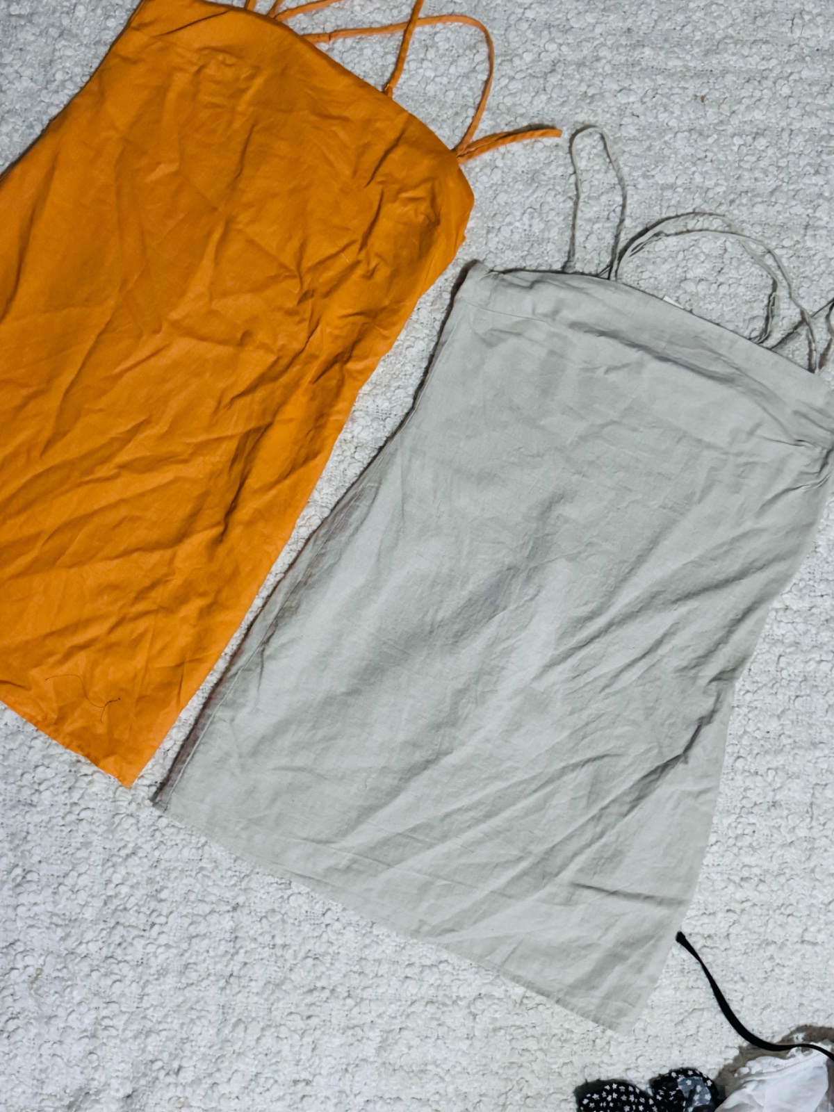 Deux robes h&m taille M les deux 28dt
