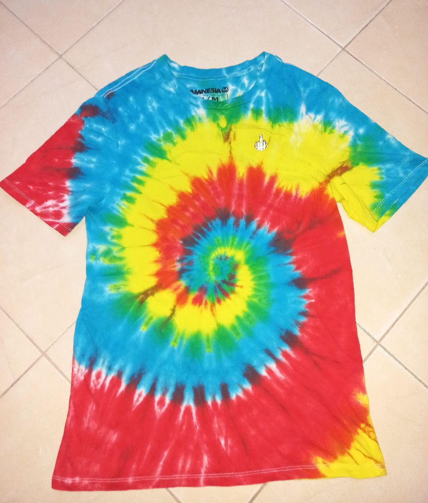 tie-dye shirt 