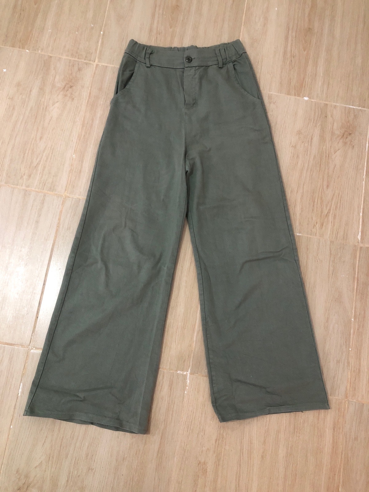 Pantalon vert militaire