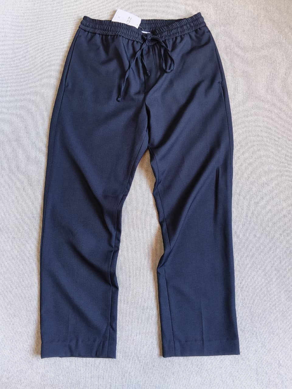 Pantalon neuf jamais porté 