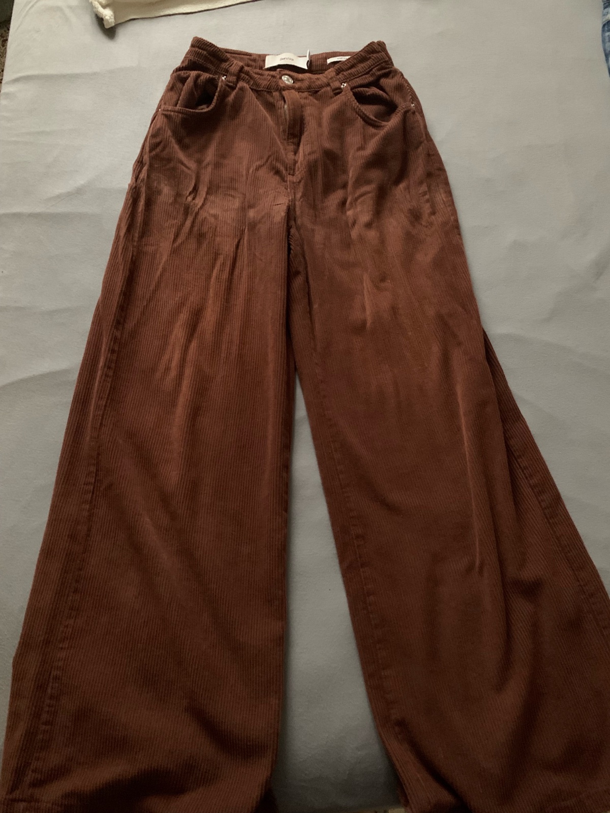 Pantalon bershka marron