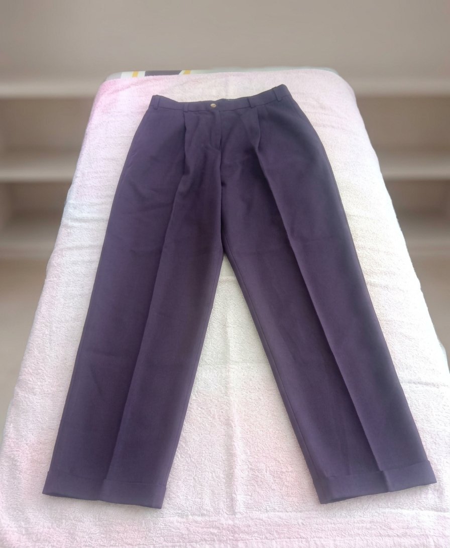 Pantalon coupe droite violet foncé 