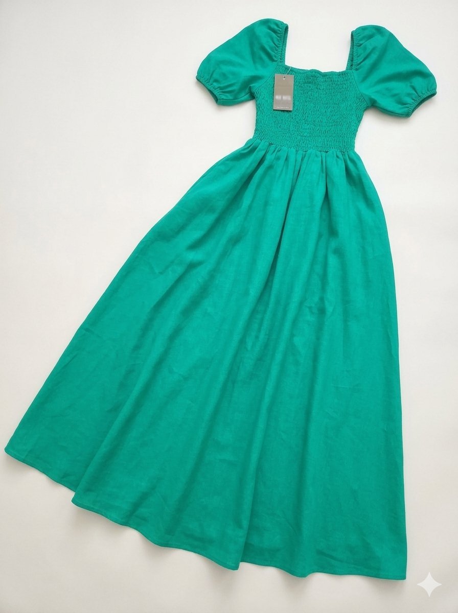 Superbe robe longue verte avec étiquette d'achat , taille M 38
