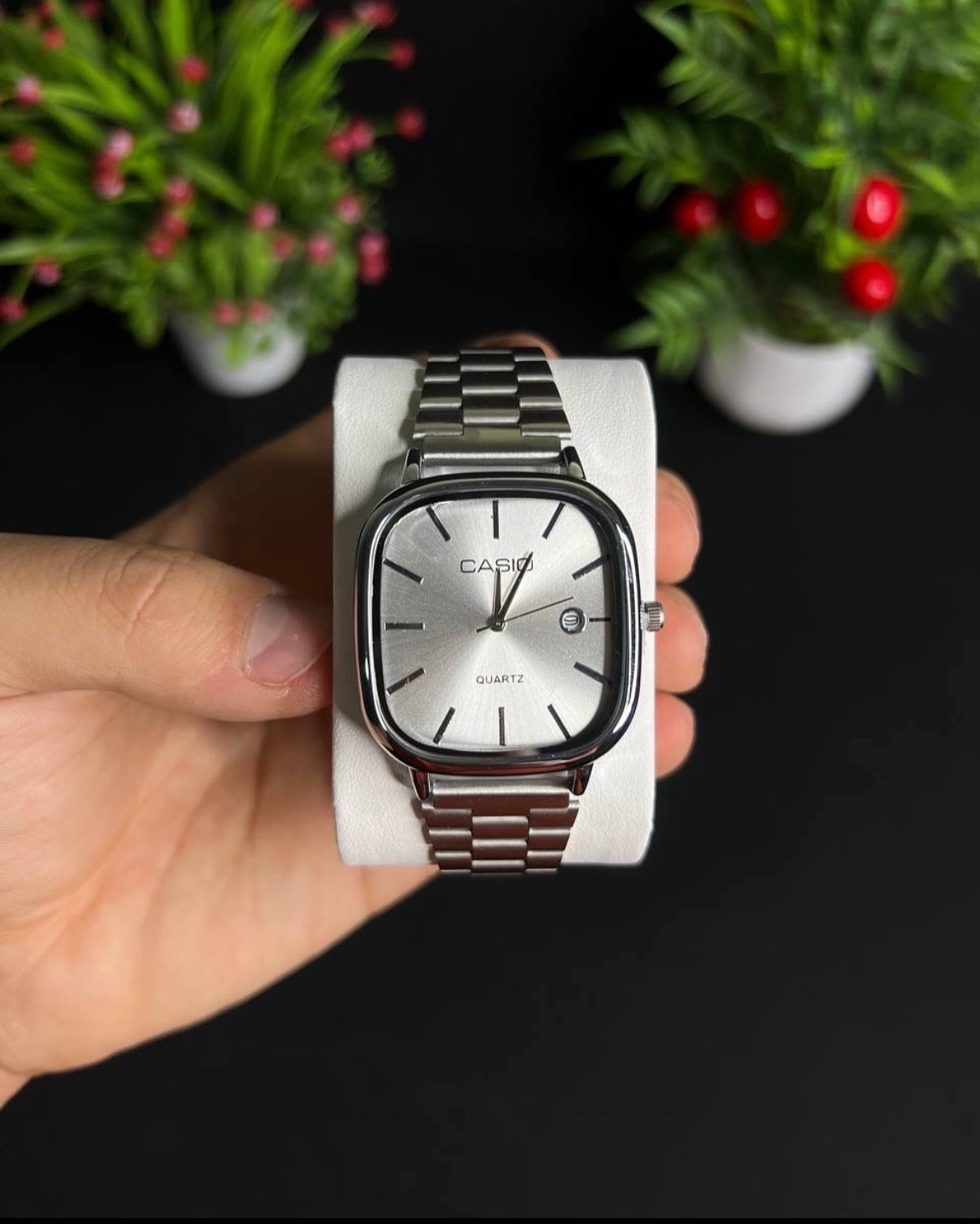 Casio homme quartz square argent blanc