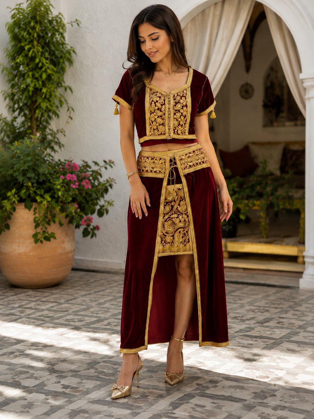 Ensemble de mariage traditionnel tunisien – 2 façons de porter