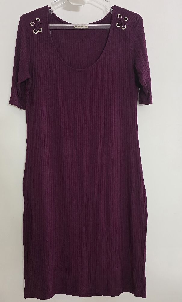 Robe de couleur violet 