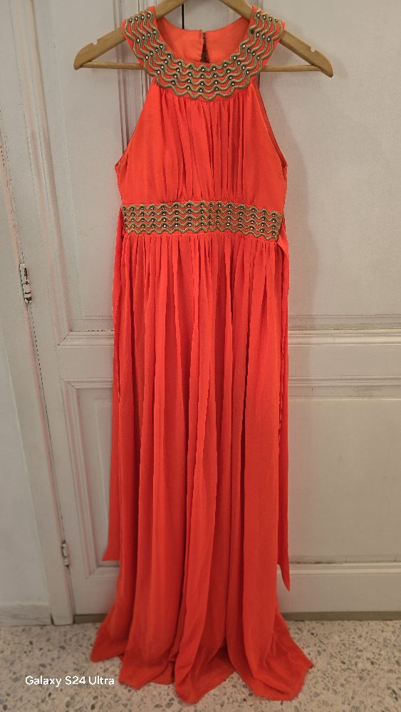 robe orange fluo
