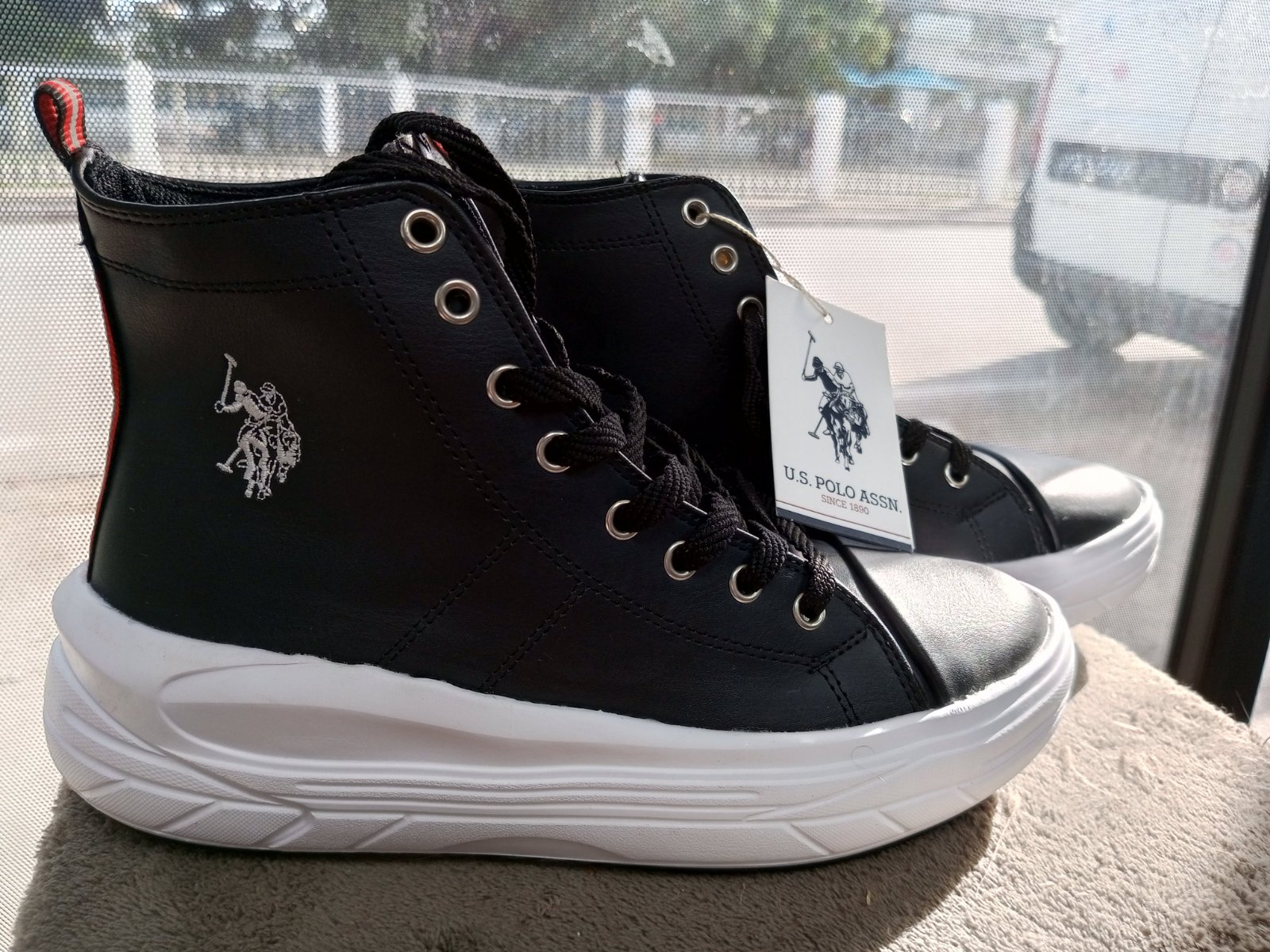 Boots pointure 38 polo