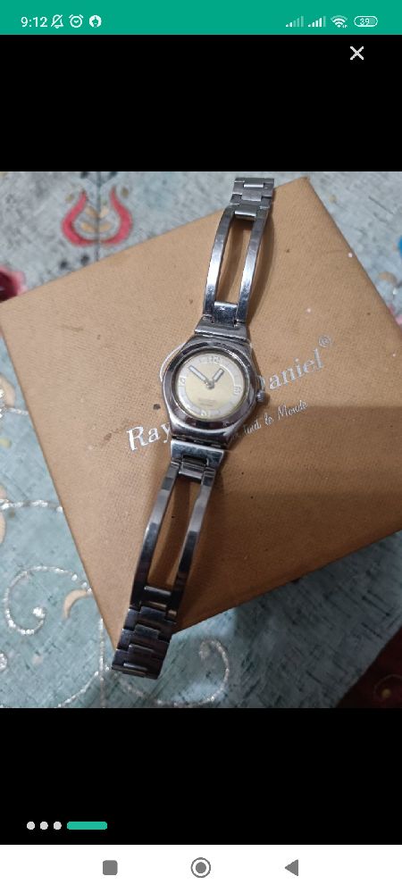Montre swatch fine