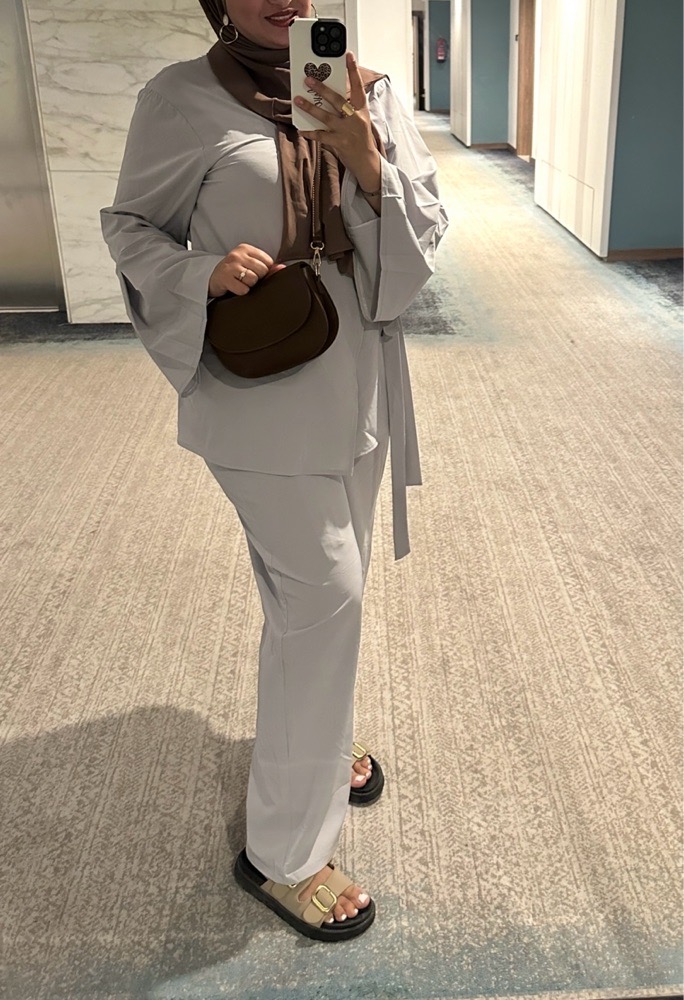 Ensemble gris 