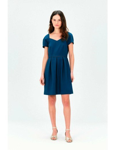 Un lot de deux robes taille 38 caroll et morgan