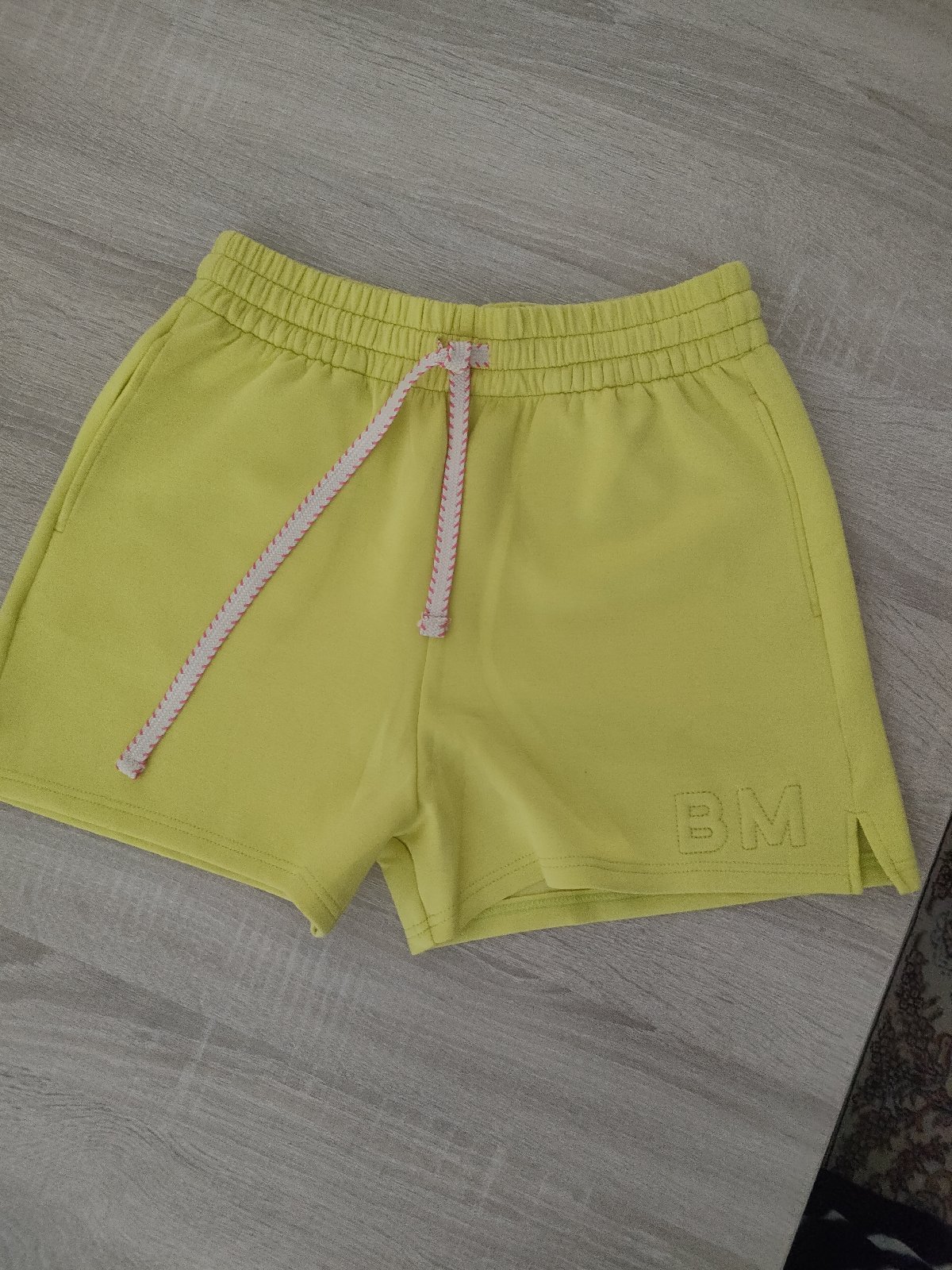Short originale banana moon taille 38