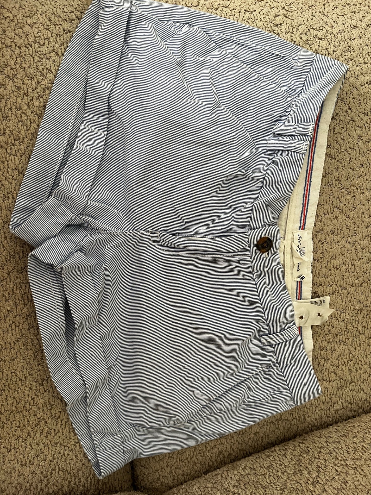 Short bleu