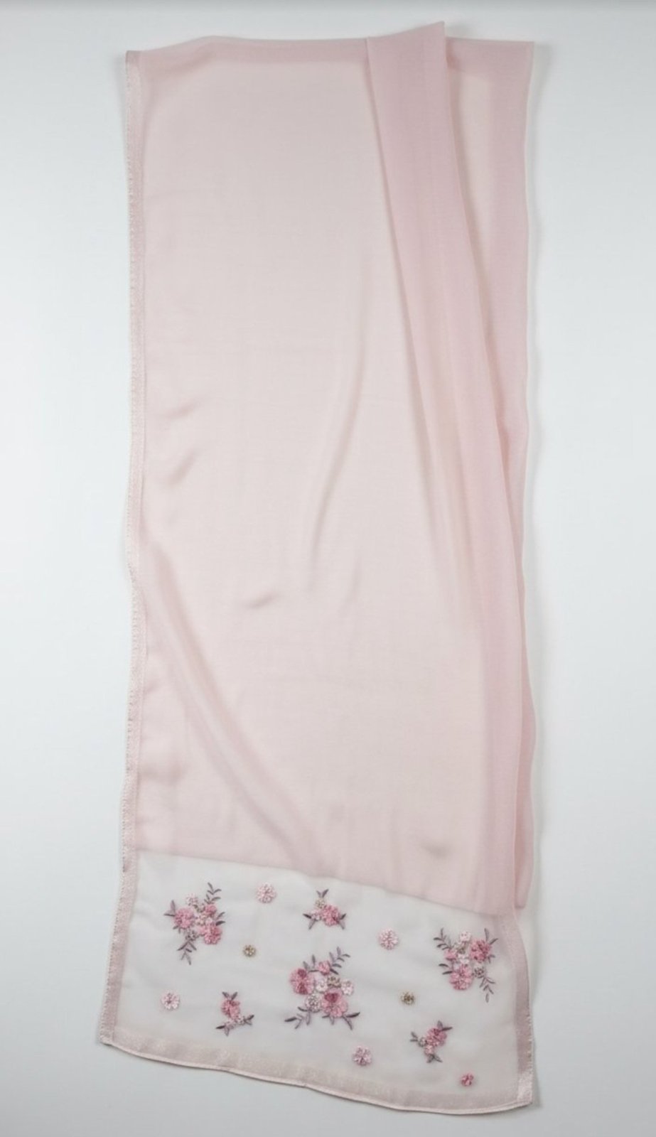 Foulard brodé 