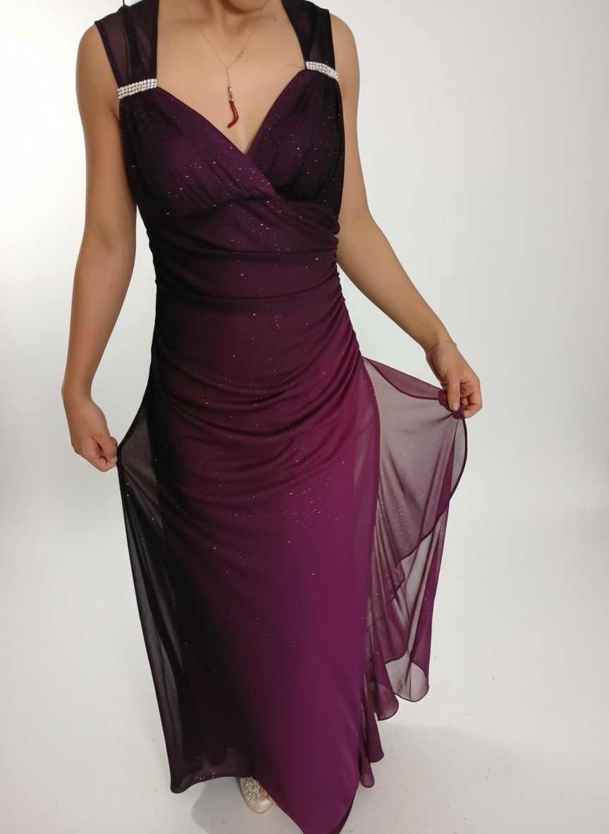 Une magnifique robe de soirée longue de la marque Blondieune magnifique robe de soirée longue de la marque Blondie USA✨️