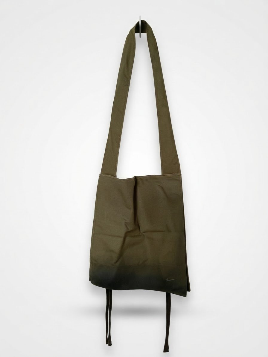 Nike Considered Shoulder/Sling Bag