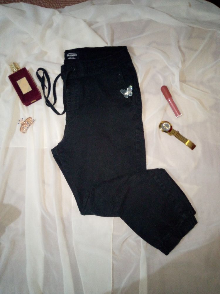 pontalon cargo noir 