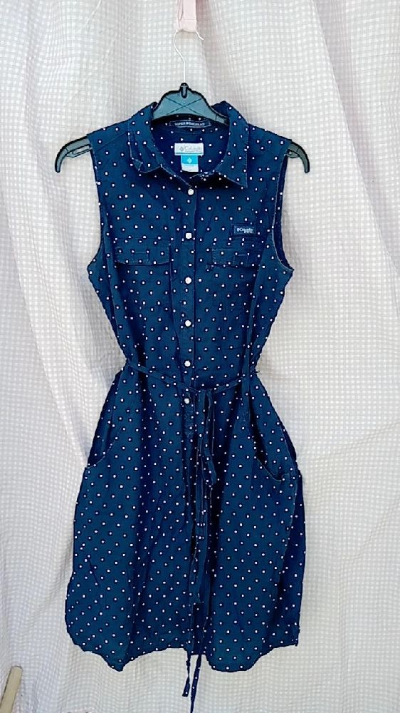 robe bleu marine magnifique pour l'été 🔥😍 courte, à 3 poches