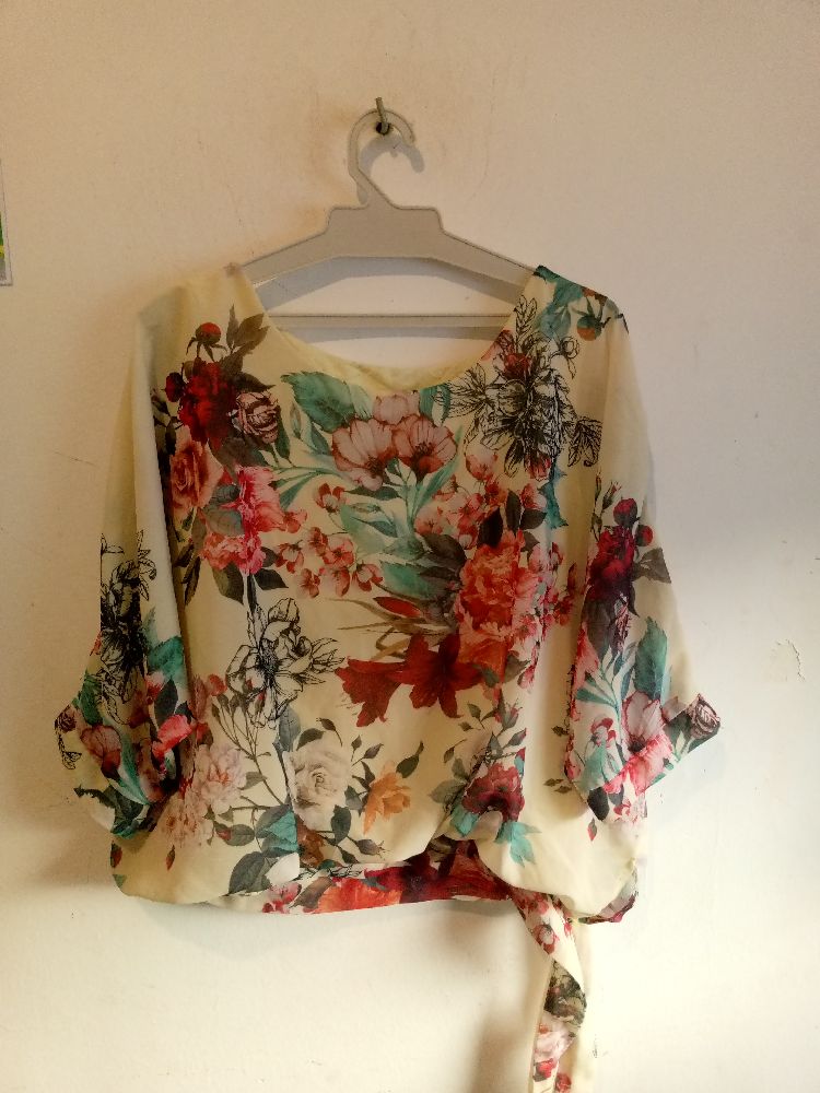 Chemise fleurie