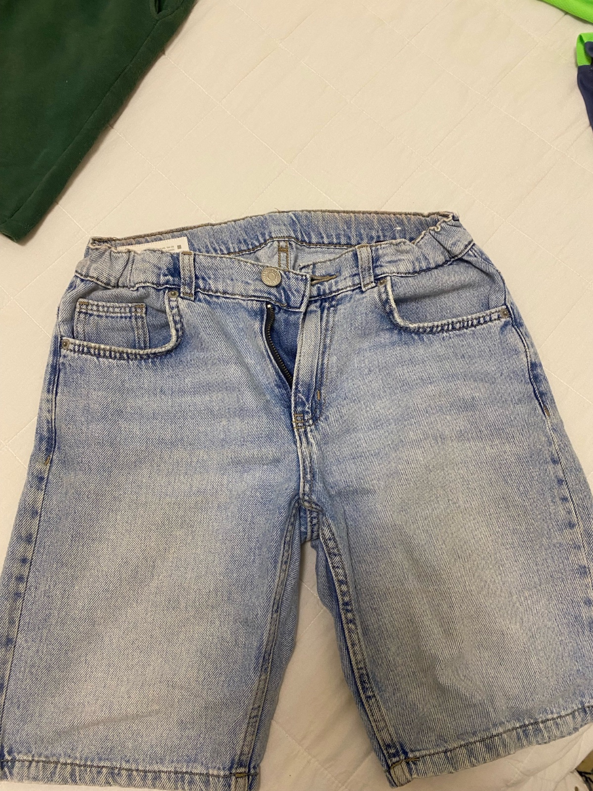 Short jeans zara taille 13 