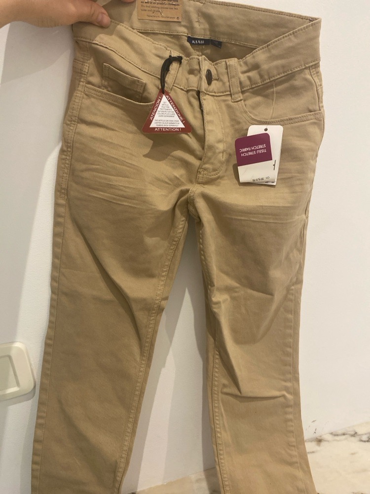 pantalon camel avec etiquette taille 9