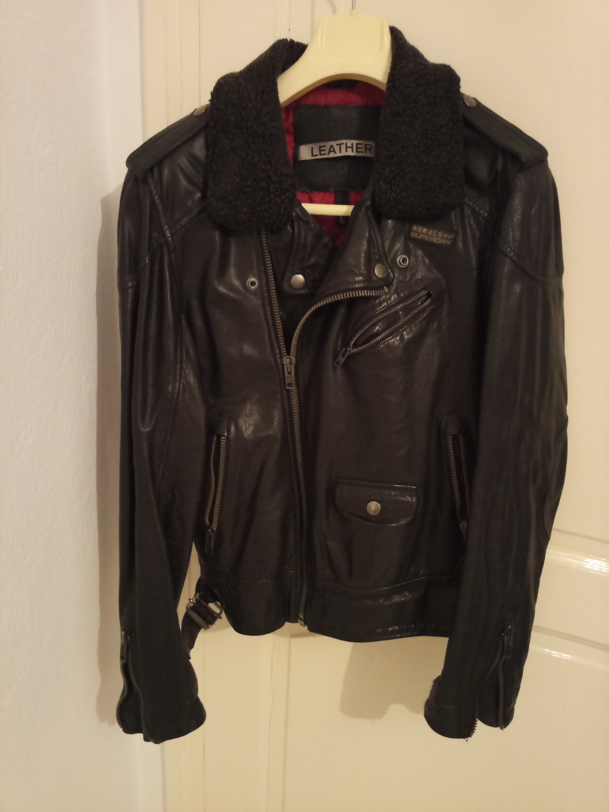Veste homme le vrai cuire original importe  taille : M , à vendre 
