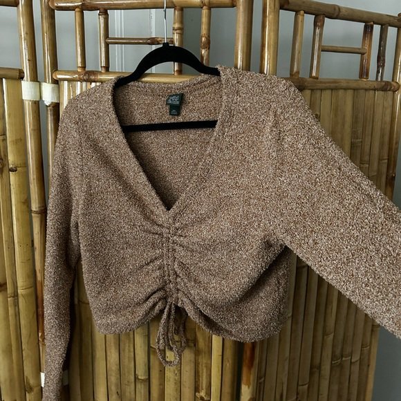 Wild Fable cropped sweater 