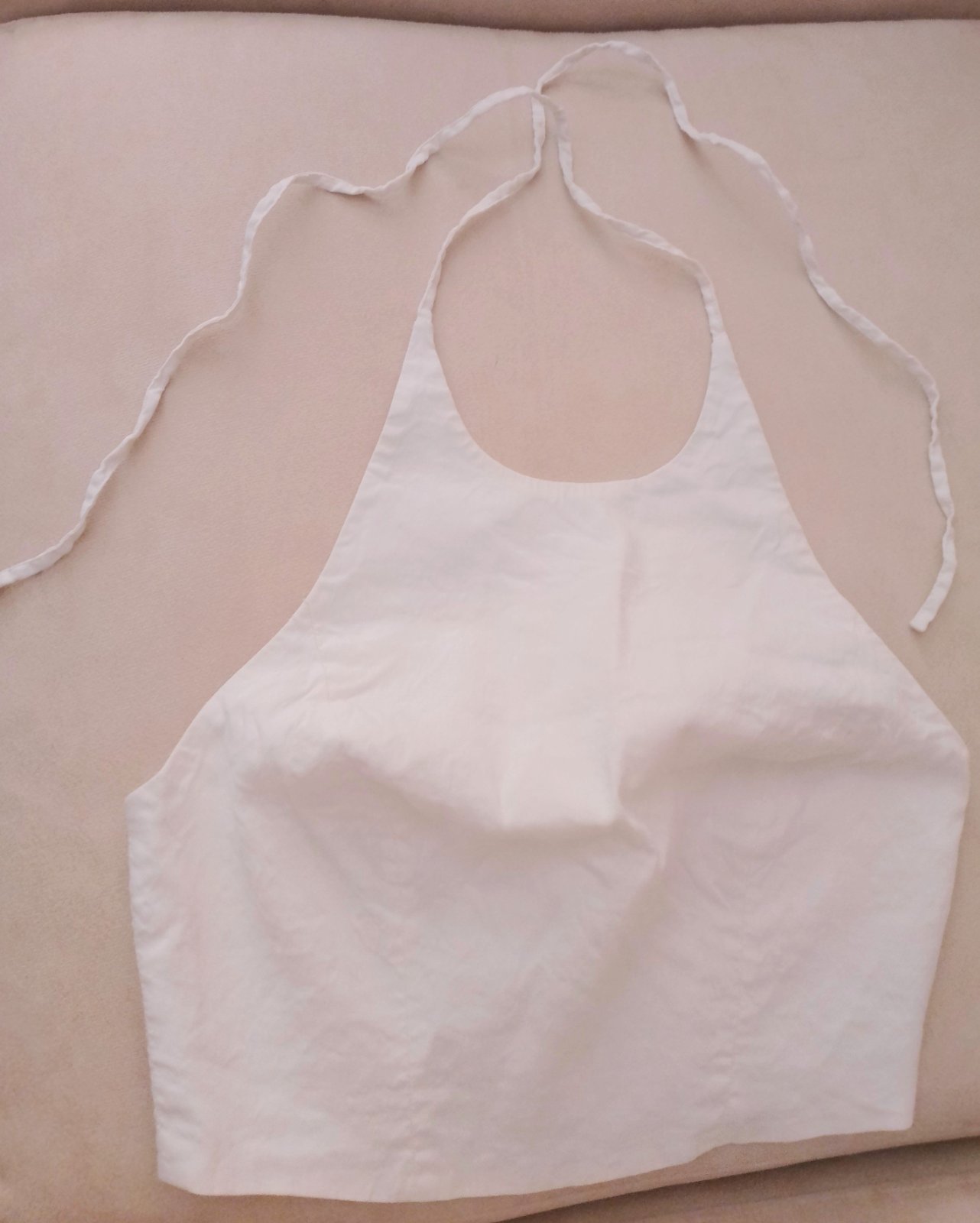 Crop top halter  blanc 🤍🤍🤍