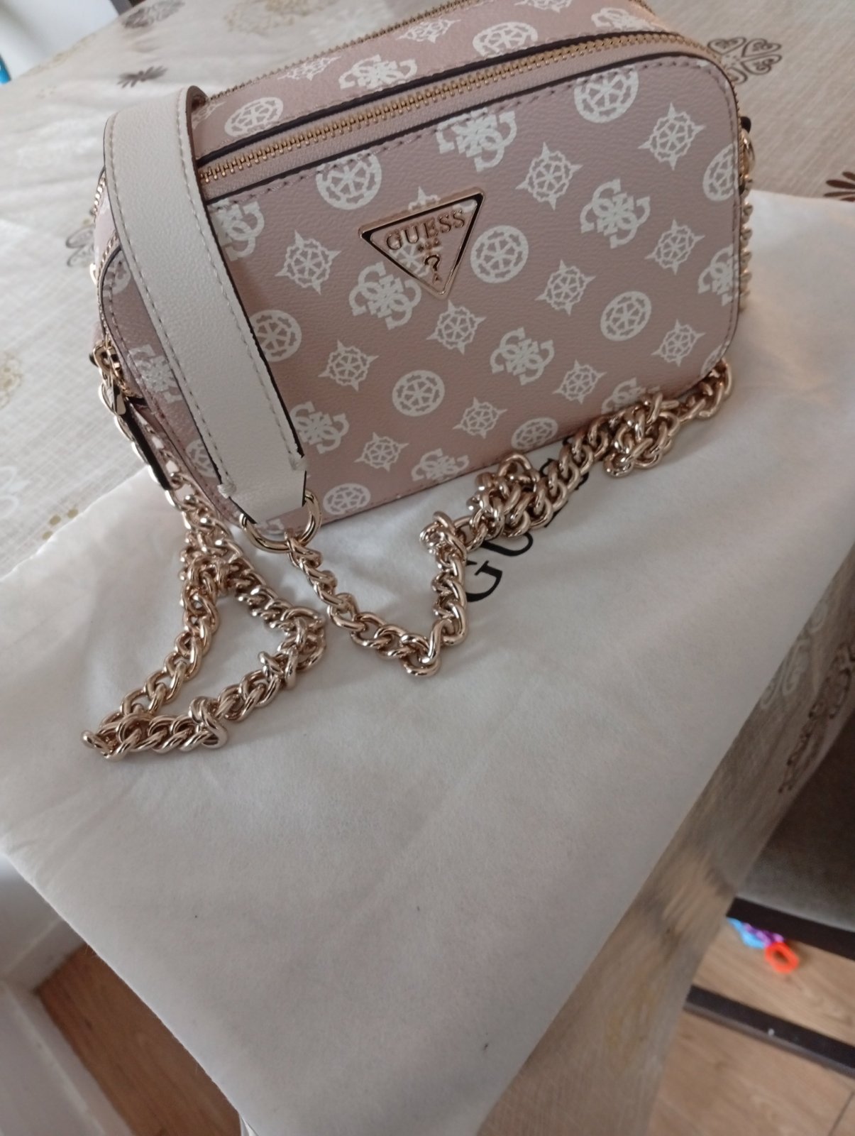 Sac à bandoulière Guess Noelle